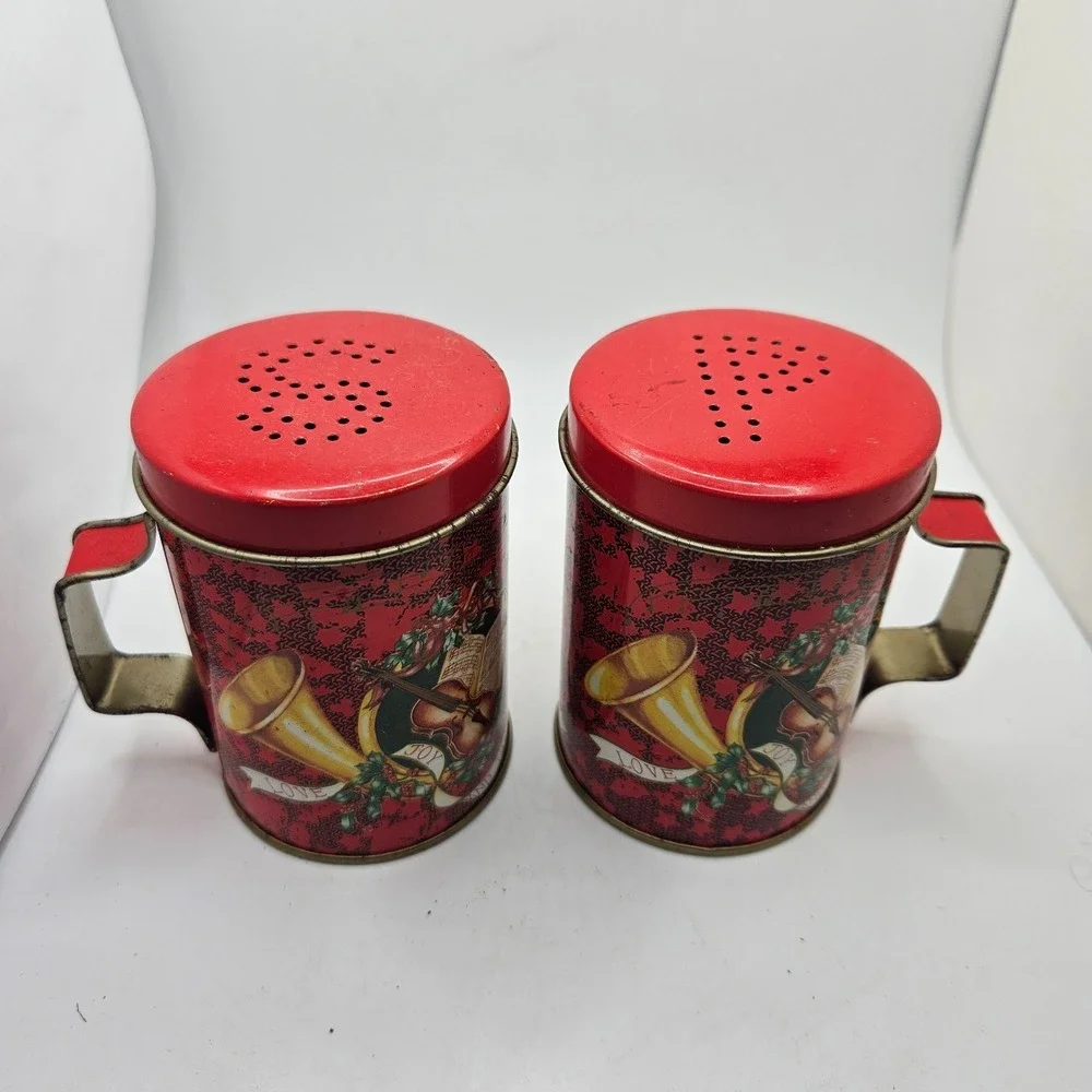 Vintage‎ Christmas Tin Salt & Pepper Shakers Red Musical Instruments Holiday Set